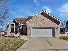 6344 Sterling Woods Dr in Clayton, OH - Building Photo