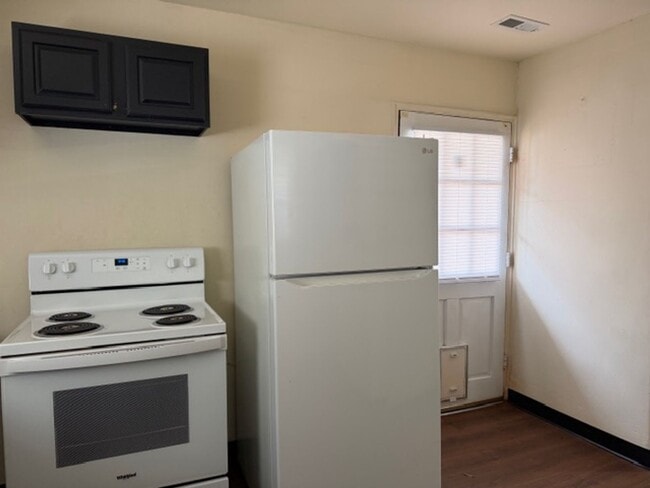 104 Adams St in Cary, NC - Building Photo - Building Photo