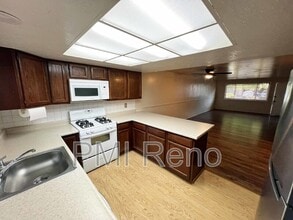 2643 Powder Dr in Reno, NV - Building Photo - Building Photo