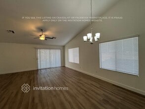 15572 W Meade Ln in Goodyear, AZ - Foto de edificio - Building Photo
