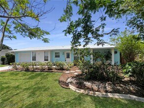 1303 SE 22nd Terrace in Cape Coral, FL - Building Photo - Building Photo