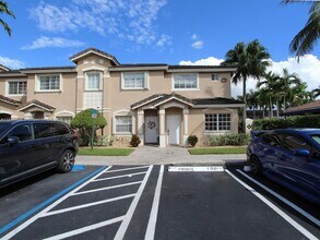 5755 NW 115th Ct in Doral, FL - Building Photo - Building Photo