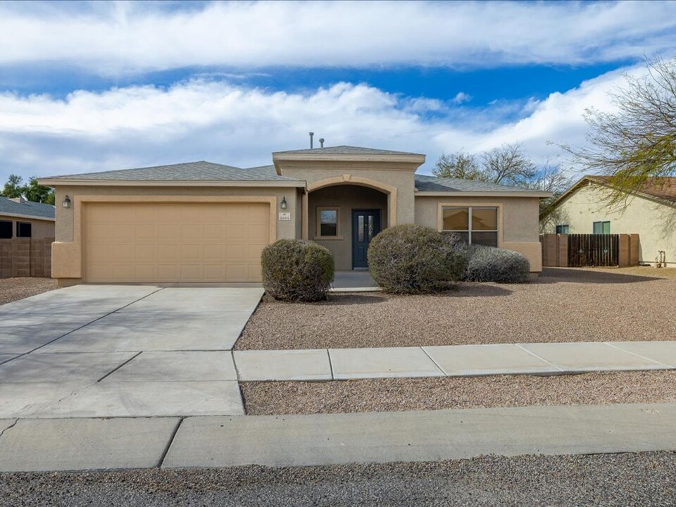 6684 S SQUAWROOT Pl in Tucson, AZ - Building Photo