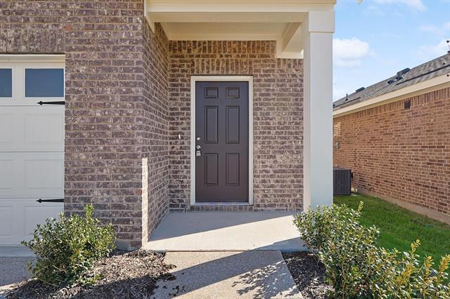 2106 Harebell Dr in Melissa, TX - Building Photo - Building Photo