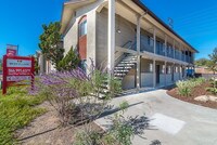 Mesa Village - Mesa Village Apartamentos in San Diego, California