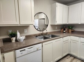 Town Center Heights Apartments in Happy Valley, OR - Building Photo