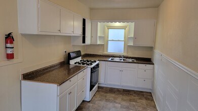 786 Florida Ave in Akron, OH - Foto de edificio - Building Photo