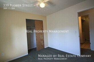 339 Flower St in Anchorage, AK - Building Photo - Building Photo