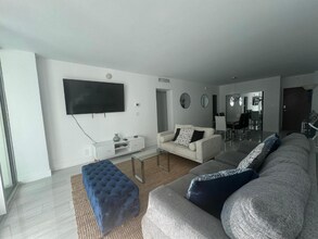 4001 S Ocean Dr in Hollywood, FL - Foto de edificio - Building Photo