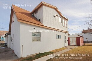1208 S 3rd Ave in Pocatello, ID - Building Photo