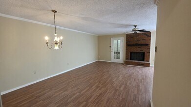 3089 S Wesley Ct in Memphis, TN - Building Photo - Building Photo