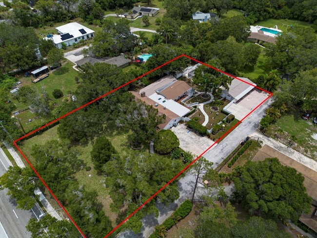 1845 N Keene Rd in Clearwater, FL - Building Photo - Building Photo