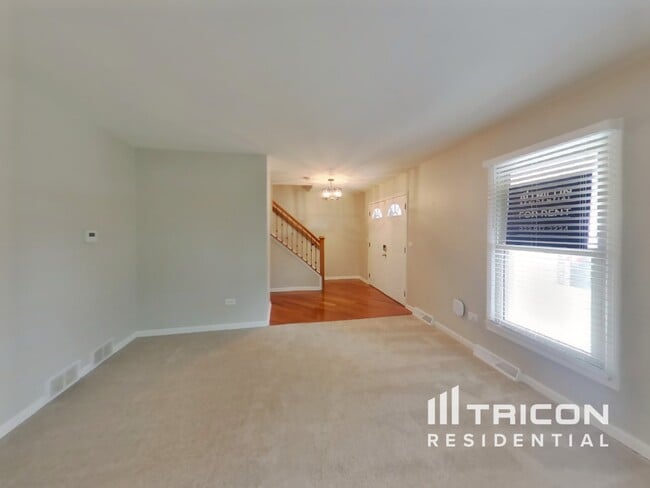 840 N Williams Dr in Palatine, IL - Foto de edificio - Building Photo