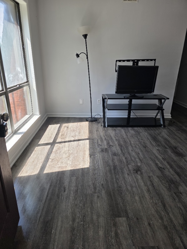 property at 615 Carter Ln