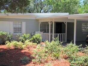 906 Ralkell Rd in Tampa, FL - Building Photo - Building Photo