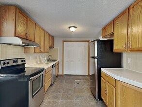 123 4th Ave E in Shakopee, MN - Foto de edificio - Building Photo