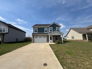 756 Lillian Grace Dr in Clarksville, TN - Building Photo - Building Photo