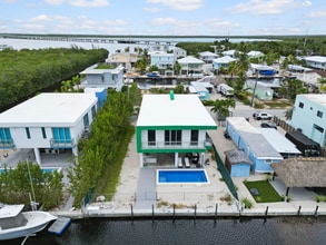 468 Bahia Honda Rd in Key Largo, FL - Building Photo - Building Photo