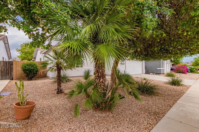 7314 W Darrow St in Phoenix, AZ - Building Photo - Building Photo