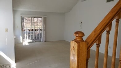 1305 Paddington Rd in Mahwah, NJ - Building Photo - Building Photo