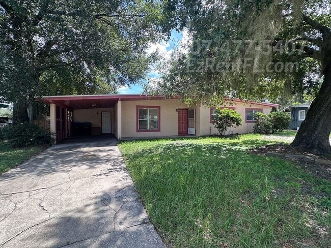 property at 6024 Oakcrest Cir