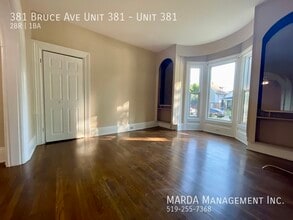 381 Bruce Ave in Windsor, ON - Building Photo - Building Photo