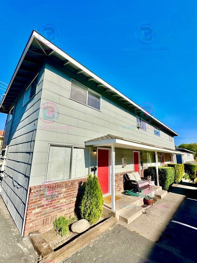 1658 Idlewild Dr in Reno, NV - Building Photo - Building Photo