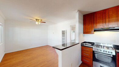 15497 Marty Dr in Glen Ellen, CA - Building Photo - Building Photo