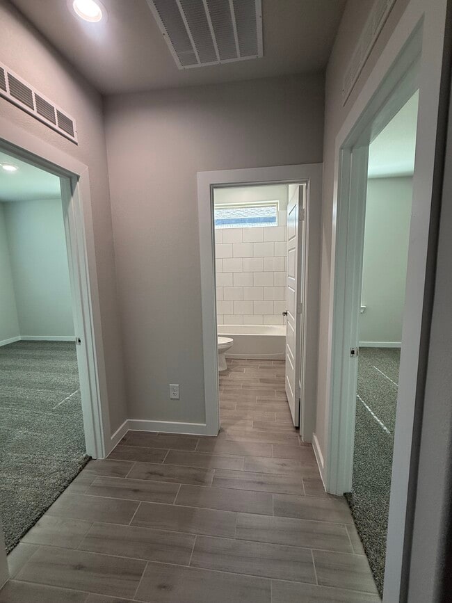 1823 Northern Ln in Midland, TX - Building Photo - Building Photo