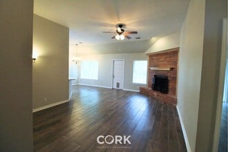 927 Castle Rd in Edmond, OK - Building Photo - Building Photo