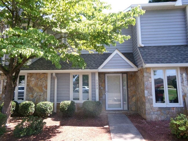 property at 5303 Summit Heights Dr