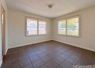 1220 Center St in Honolulu, HI - Building Photo - Building Photo