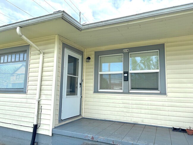 204-208-208 N Emerson St in Portland, OR - Building Photo - Building Photo