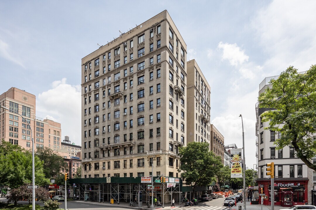 The Manchester in New York, NY - Foto de edificio