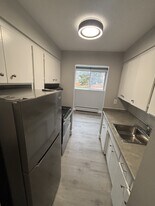 99 Westwood Dr in Kitchener, ON - Building Photo
