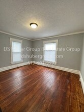 1207 N Chestnut St in Lansing, MI - Building Photo - Building Photo