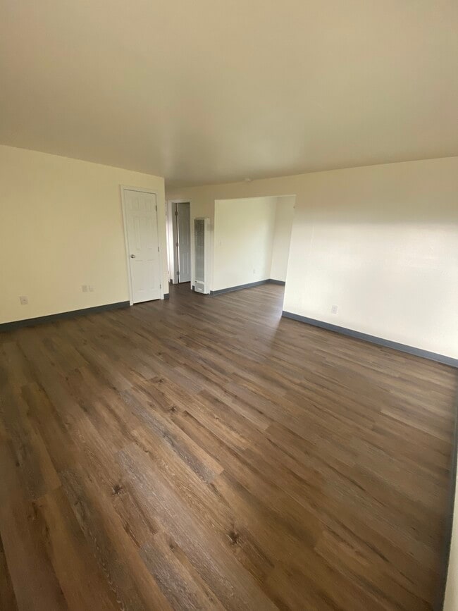 10901 Addison St SW, Unit 15