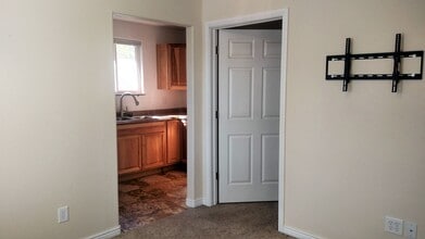 406 E 5th St in Gillette, WY - Building Photo - Building Photo