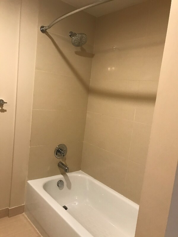 1515 Dock St in Tacoma, WA - Foto de edificio - Building Photo