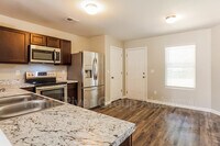 816 The Heights Ln photo'