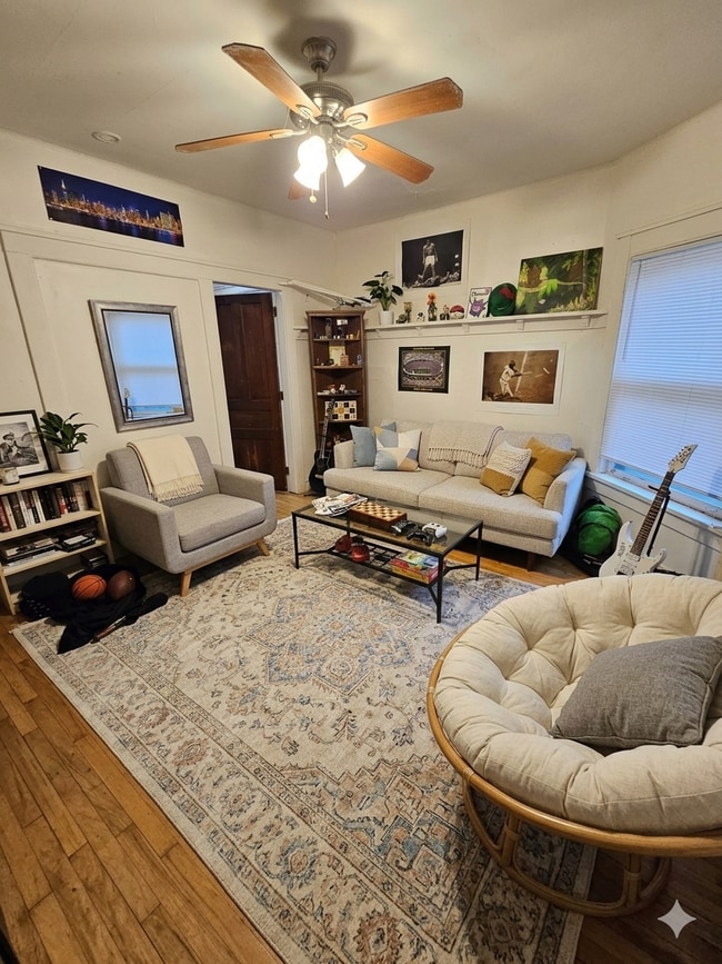 823 E Johnson St, Unit 4 in Madison, WI - Building Photo - Building Photo