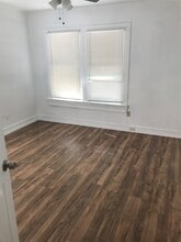 2909 Sam Houston Ave in Huntsville, TX - Building Photo - Building Photo