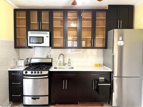 78-09 88th St, Unit 2nd Fl in Queens, NY - Building Photo - Building Photo