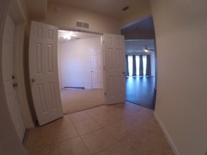 4555 SW 52nd Cir, Unit 107 in Ocala, FL - Building Photo - Building Photo