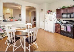 15411 Baker Meadow Loop in College Station, TX - Building Photo - Building Photo