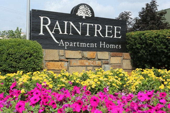 Raintree Apartments