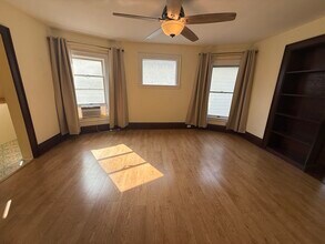 207 S Broom St, Unit #2 in Madison, WI - Building Photo - Building Photo