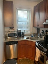 1665 Commonwealth Ave in Boston, MA - Building Photo - Building Photo