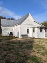 1623 Barnardsville Hwy in Barnardsville, NC - Building Photo