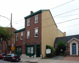 620 - 622 Dekalb St in Norristown, PA - Building Photo - Building Photo